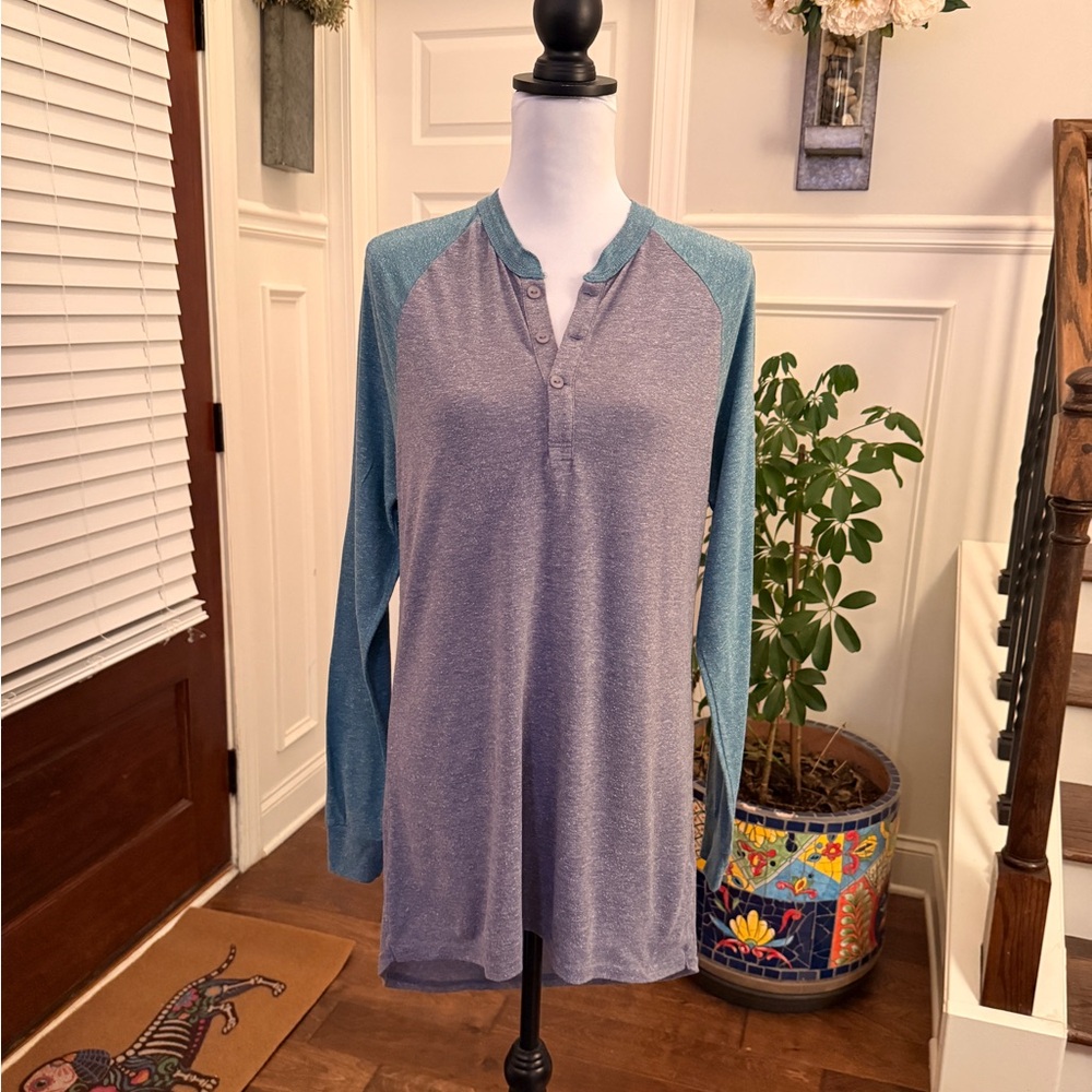 LuLaRoe EUC Unisex Long Sleeve Color-block Henley